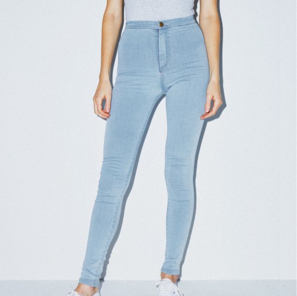 Light Wash High Waist Easy Jean